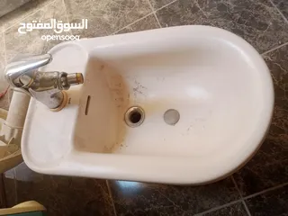  1 شطافه حمام للبيع سكان الزرقاء