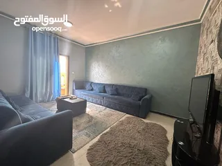 3 باطلالة شارع الشيخ خليفة - شقة مميزة جدا غرفة وصالة قريب من مدرسة الحكمة للايجار الشهري