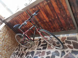  3 بسكليت اروبي بحالة ممتازة جنط 28