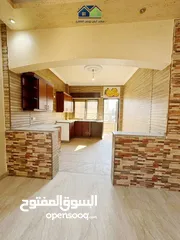  1 شقة طابق ثاني للبيع في الزرقاء الجديدة بالقرب من مسجد بادي بتشطيبات سوبر