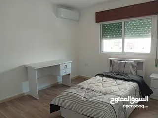  5 شقه صغيره مفروشه للأيجار