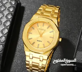  4 الساعة على اللبس نار نار ( عن تجربة شخصية ) والسعر نار . والتوصيل متاح لكل فلسطين بلا استثناء .....