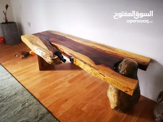  1 Unique Date Tree Table with Striking Burn Effect 70 omr