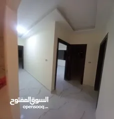  4 شقق فاخرة للبيع في اليادودة