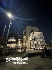  9 محلات تجارية للإيجار داخل مجمع تجاري في عبدون - خلف السفارة السعودية