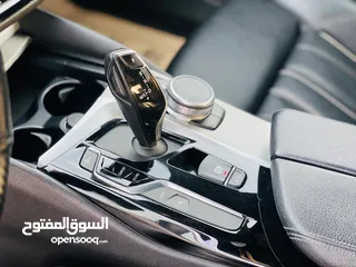  13 BMW E // 2019 cc benzin  Plug In Hybrid
