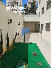  1 شقة فاخرة للبيع في الجاردنز  - خلف الدستور 155م مع ترسات 150م تشطيب سوبر ديلوكس لم تسكن