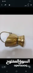  4 وعاء تقليدي مصنوع يدويا يستخدم لحمل الفحم أو الحطب مزخرف برسومات أنتيك قديم جدا لون ذهبي