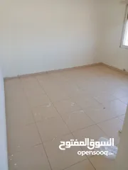  6 شقة فارغة - الجاردنز - 3نوم - 135م