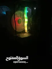  4 (بشكل عاجل)Gaming PC مع جميع ملحقاته