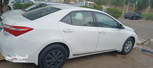  4 tayota  corolla 2015