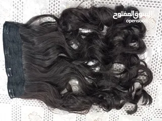  3 بواريك شعر طبيعي + وصلات شعر 4 قطع 50 دينار