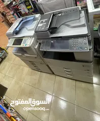  3 مكتبة وألعاب