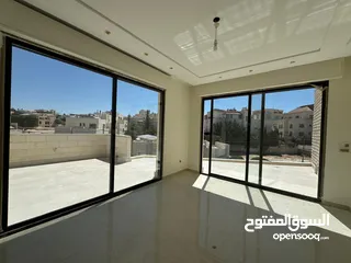  2 طابق اول مودرن بمساحة 200م2 تقريبا  بتشطيبات فندقية بأجمل مناطق بدابوق
