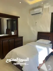  6 مزرعة للبيع بمنطقة جرش خلف جامعة جرش بسعر مغري جدا