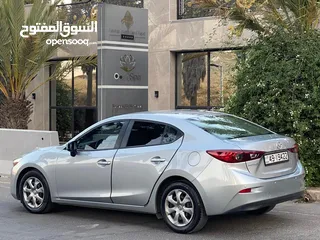 17 مازدا زوم 3 -  2019  بسعر 11600 دينار  كاش لون سلفر    لم تعمل سياحي او تطبيقات نهائي