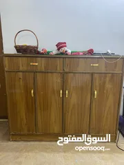  1 مكتبه كتب مستعلمة نظيفه للبيع