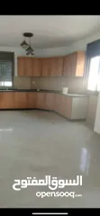  4 غرفتين نوم غير مفروشة للايجار