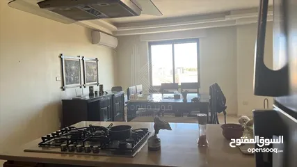 3 شقة مميزة للبيع في اليادودة