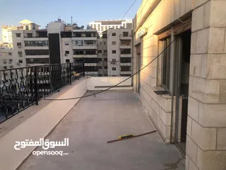 3 رووف 222 متر مربع في عبدون الشمالي للبيع بسعر مغري