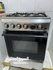  1 Cooking range in good condition, oven is not used