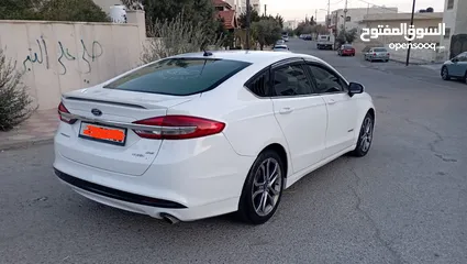  11 فورد فيوجن 2017