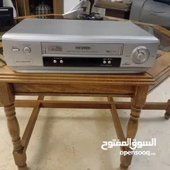  8 الكترونيات مستعمله للبيع ..   مشغل فيديو نوع سامسونج و مشغل did نوع conti....تلفونين  نوع Siemens