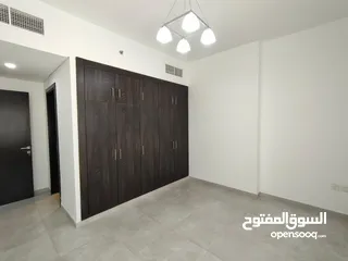  5 غرفتين وصاله للإيجار السنوي في عجمان منطقة النعيمية عجمان مقابل فندق رمادا بلاك علي شارع الشيخ خليفة