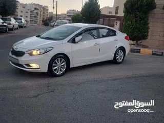  1 كيا3 2015 فل كامل ما عدا الفتحه