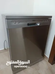  1 جلاية هايسنس مستعملة بحالة جيدة