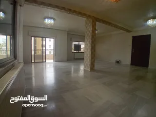  14 شقة فارغة - عرقوب خلدا - 3نوم 1ماستر - 196م