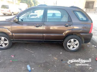  4 كيا سبورتاج 2009 تو ويل 2000cc تمشي داخلي160خارجي180 ترخيص منتهي شهر6