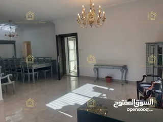  5 شقة فاخرة - الرابية - منطقة فلل - 3نوم 1ماستر - 200م - قرب الخدمات العامة - موقع هادئ ومميز