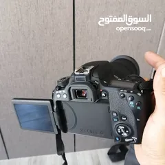  5 Camera canon eos 77D