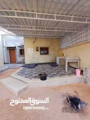  7 منزل في حي الزهور صلاح الدين للبيع