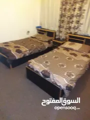  13 غرفة نوم شباب للبيع لاتيه