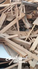  1 نشتري جميع الاثاث المستعمل والخشب المستعمل بالطن و الأجهزة الكهربائية والكندشنات