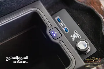  10 Range Rover Vogue Hse 2020 Plug in hybrid   السيارة بحالة الوكالة و قطعت مسافة 50,000 ميل فقط