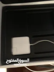  20 ماك بوك برو من أبل بحاله ممتازه معاه كرتونته وشاحنه الاصلي استخدام قليل كيبورد عربي إنجليزي  .