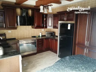  5 شقة جنوبية غربية للبيع شبه جديدة في طبربور -طارق شارع رطب قلبك
