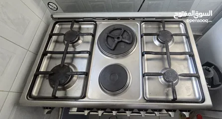  3 غاز وفرن 6 رؤوس Oven & Gas 6 heads