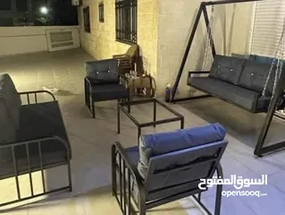  17 أثاث خارجي و حدائق