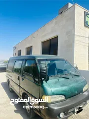  1 باص  H100 موديل  للبيع