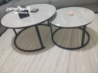  1 طاولة عدد وسطيه عدد 2