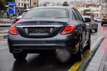  8 Mercedes C180 2015 night package