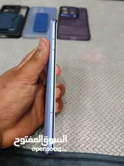  5 كالجديد like new ram 24موتريلا ايدج50 برو 512 gb