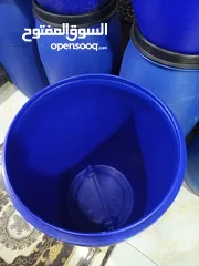  8 براميل بلاستيك نضاف