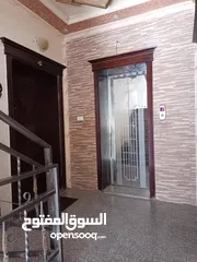  8 شقة ديلوكس أرضيه للبيع طبربور ( من المالك )