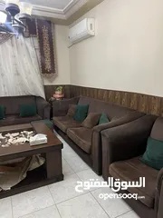  2 أثاث غرفة جلوس بني اللون