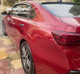  4 Kia K3  فل كامل 2019 مواصفات خاصة اعلى صنف من فئتها باسم مستورد ترخيص سنة كاملة رقم مميز